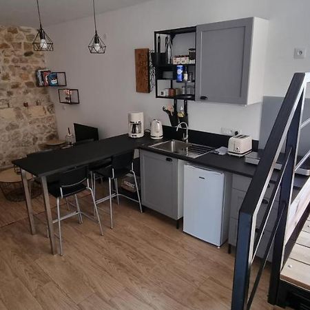 Appartement chaleureux en Ardèche La Roche-de-Glun Esterno foto
